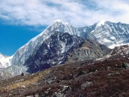 5名登山者在四川康定4600米冰川高地扎营，凌晨成功紧急避险